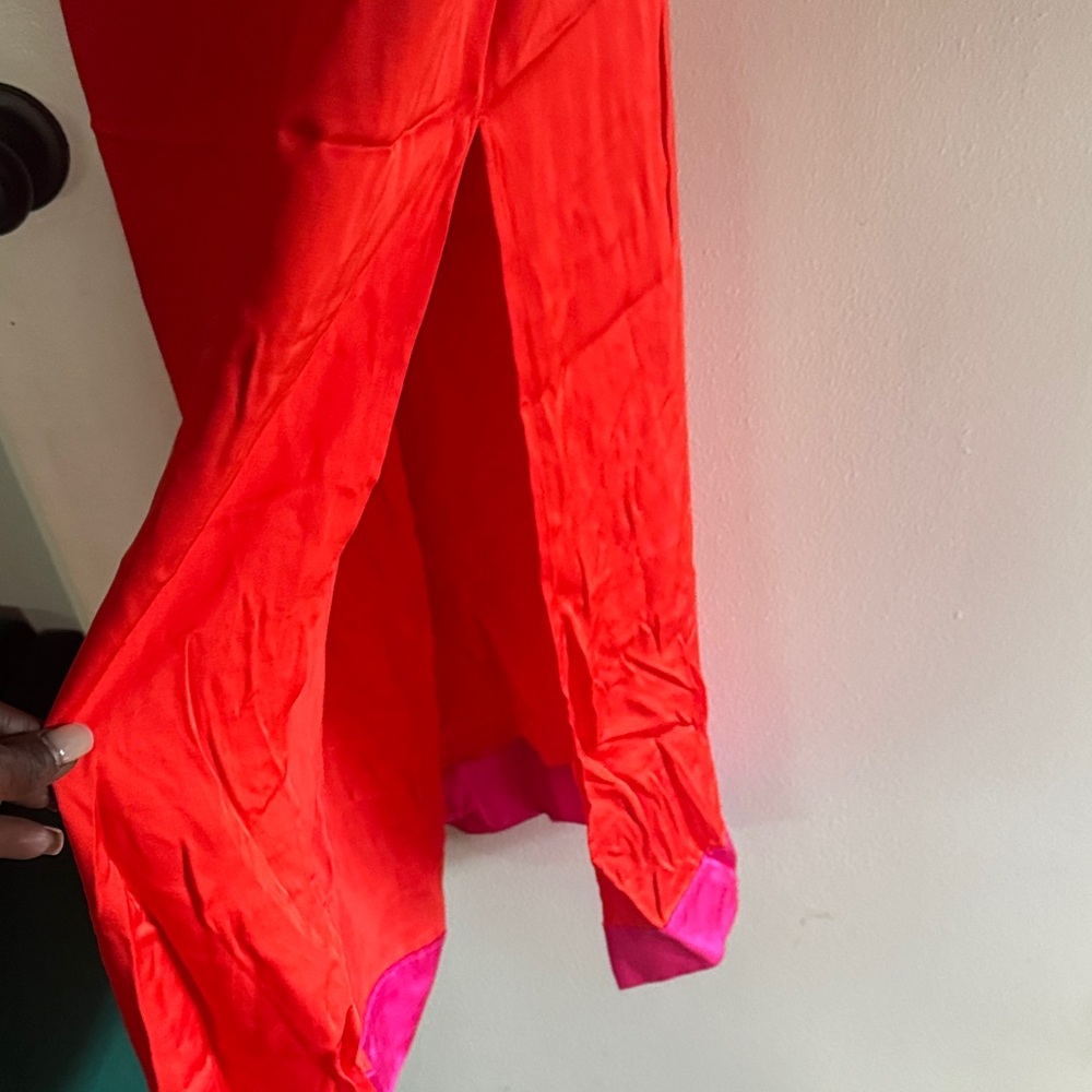 Elegant Red and Pink Maxi Dress - Picture 2 of 4